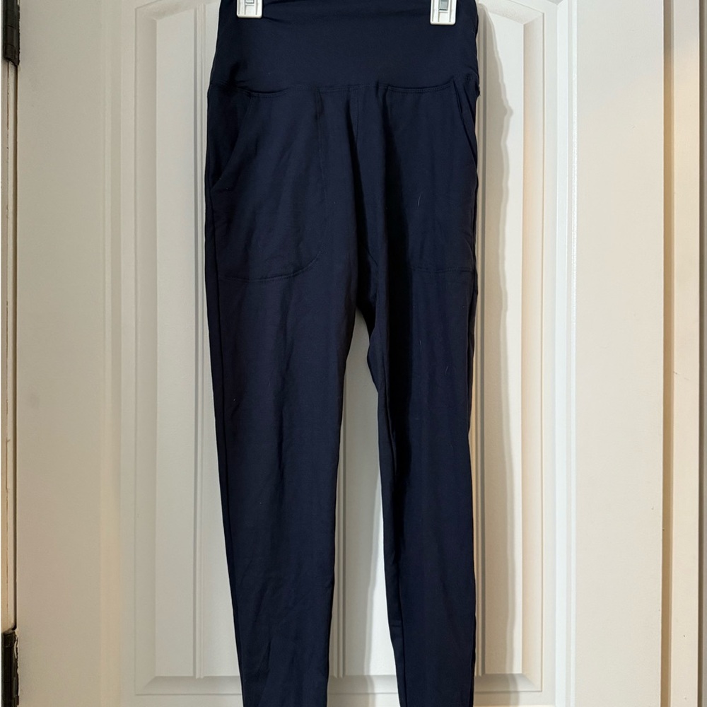 Navy High-Waisted Leggings
